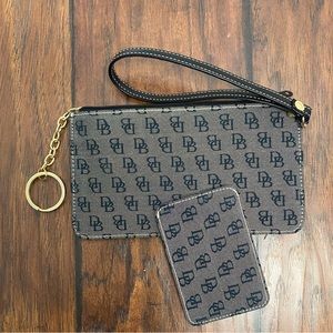 Dooney & Bourke signature canvas wristlet